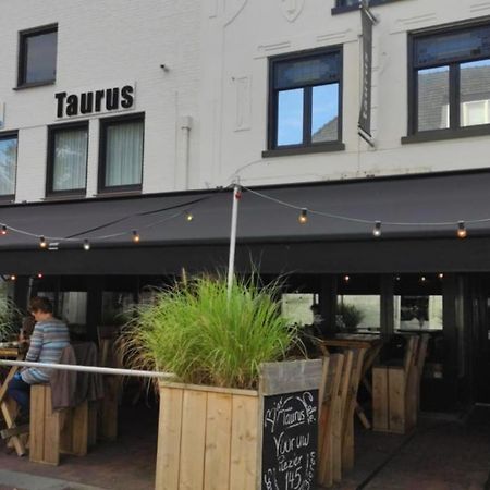 Hotel Taurus เกิค ภายนอก รูปภาพ